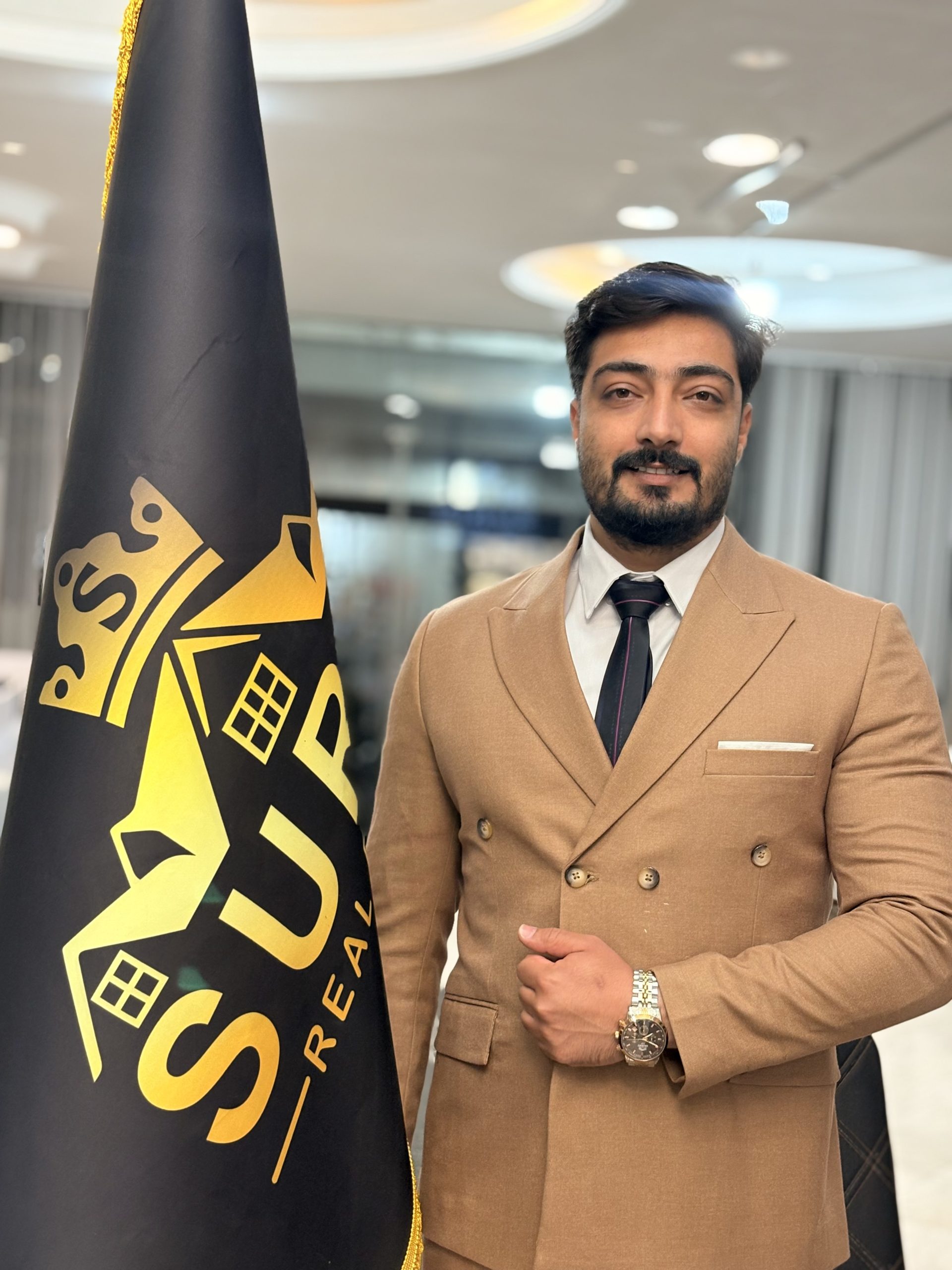 اقای عظیمی